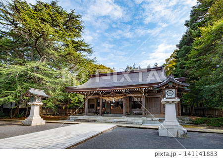 名和神社　拝殿　鳥取県西伯郡大山町 141141883
