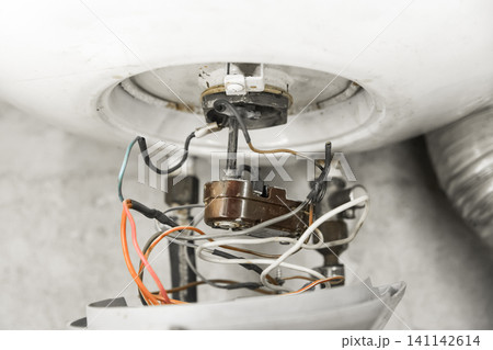 Old boiler water heating boiler wire connection system, repair Old boiler water heating boiler wire connection system, repair 141142614