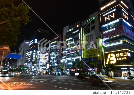 夜のウルサンの街並み2 141142728
