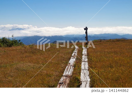 田代山湿原南側の景色 田代山湿原南側の景色 141144862
