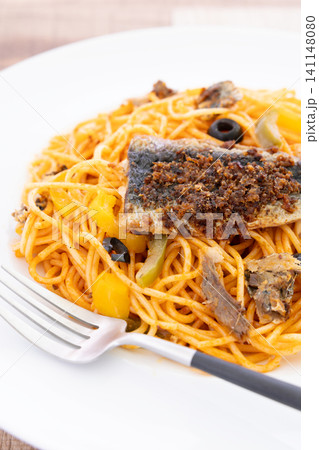 美味しいイワシ香草焼きパスタ 美味しいイワシ香草焼きパスタ 141148080