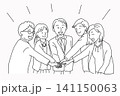 一致団結　チーム　円陣を組む　みんなで頑張ろう　ファイト 141150063