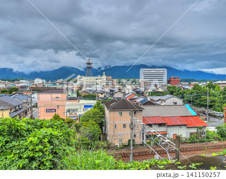 直方市庁舎と福智山 直方市庁舎と福智山 141150257