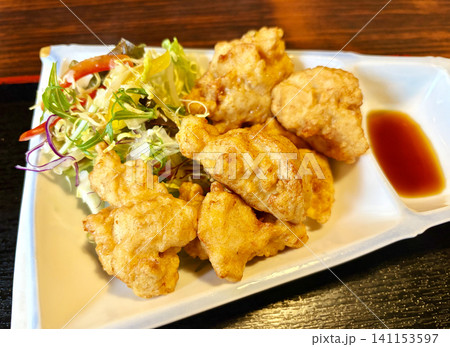とり天（鶏の唐揚げ） 日本大分県の名産 141153597