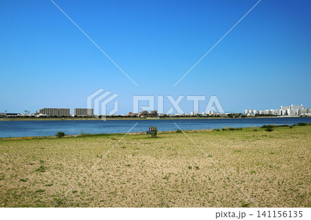甲子園浜海浜公園(沖地区)の浜辺 甲子園浜海浜公園(沖地区)の浜辺 141156135