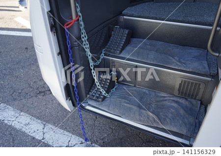 車輪止め 141156329