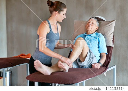 Knee pain, physiotherapy and senior man consulting physiotherapist for leg, injury or mobility in examination room. Osteoarthritis, arthritis or old patient with chiropractor for help or treatment Knee pain, physiotherapy and senior man consulting physiotherapist for leg, injury or mobility in examination room. Osteoarthritis, arthritis or old patient with chiropractor for help or treatment 141158514