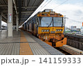 新幹線のロングレール運搬車 LRA-9202が岐阜羽島駅に停車 141159333