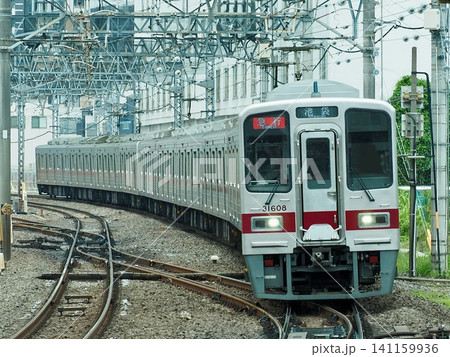 東武東上線 30000系 下板橋駅 東武東上線 30000系 下板橋駅 141159936