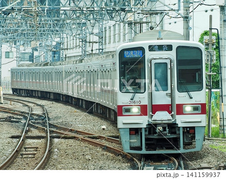 東武東上線 30000系 下板橋駅 東武東上線 30000系 下板橋駅 141159937