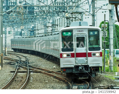 東武東上線 10000系 下板橋駅 141159942