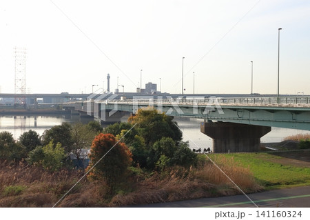 荒川放水路:新船堀橋(東京都江戸川区:東大島側) 荒川放水路:新船堀橋(東京都江戸川区:東大島側) 141160324