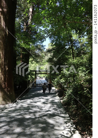 お伊勢参り、伊勢神宮内宮の風日祈宮橋 お伊勢参り、伊勢神宮内宮の風日祈宮橋 141162073