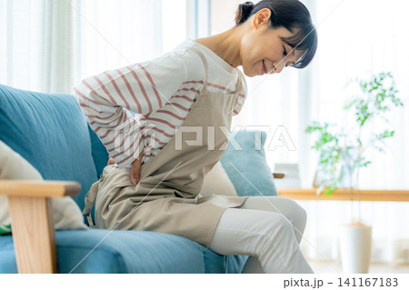 腰痛　主婦 141167183