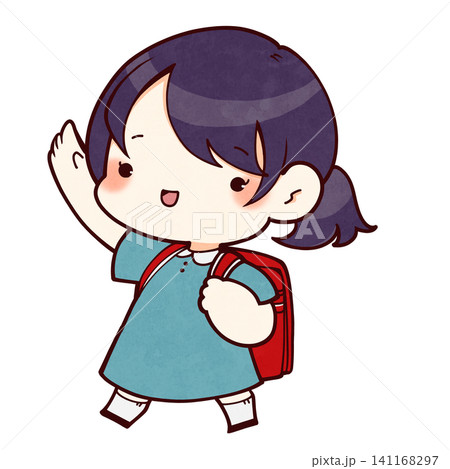 手を挙げて歩くランドセルを背負った女の子 141168297