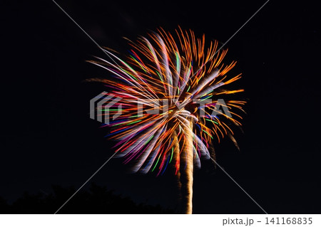 夏夜の爆発 141168835