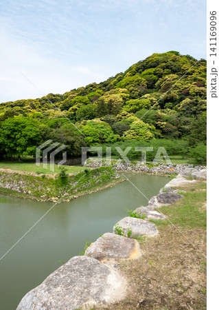 山口県/ 「明治日本の産業革命遺産 製鉄・製鋼、造船、石炭産業」青空と新緑の萩城(萩城跡・萩城址) 山口県/ 「明治日本の産業革命遺産 製鉄・製鋼、造船、石炭産業」青空と新緑の萩城(萩城跡・萩城址) 141169096