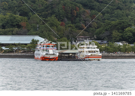 厳島神社と宮島 厳島神社と宮島 141169785