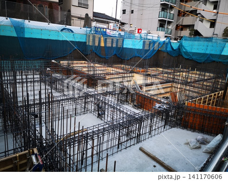 マンション建築施工現場 マンション建築施工現場 141170606