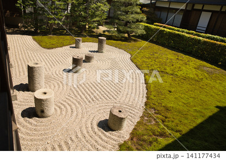 東福寺　方丈　東庭「北斗の庭」2 141177434