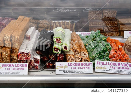 ボスニア・ヘルツェゴヴィナ、サラエボ、旧市街、バシチャルシァ、菓子店、ロクム、商店 141177589