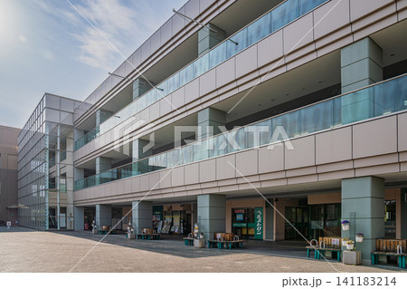 浜松市の遠州鉄道浜北駅前の風景(静岡県) 141183214