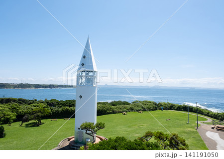 神奈川県 三浦市 城ヶ島の安房埼灯台の風景 141191050