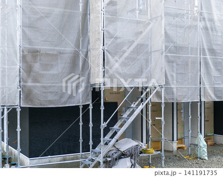 建築途中のアパート 建築途中のアパート 141191735
