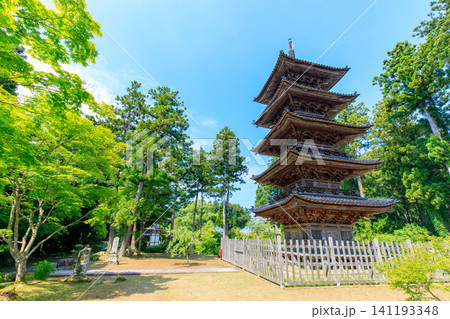 初夏の蓮華王山妙宣寺 佐渡島 新潟県佐渡市 初夏の蓮華王山妙宣寺 佐渡島 新潟県佐渡市 141193348