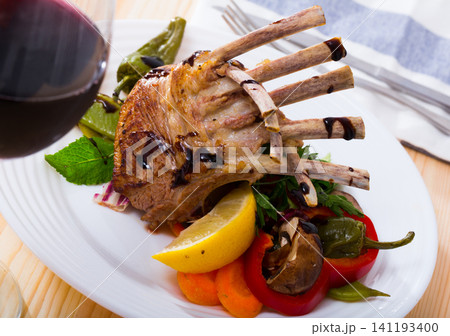 Roasted rectangle lamb rack Roasted rectangle lamb rack 141193400