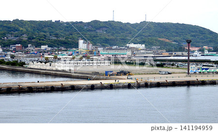 種子島 西之表港。クルーズ船で寄港。鹿児島県 種子島 西之表港。クルーズ船で寄港。鹿児島県 141194959