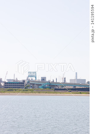 加古川周辺の工業地帯と高砂大橋 加古川周辺の工業地帯と高砂大橋 141195594
