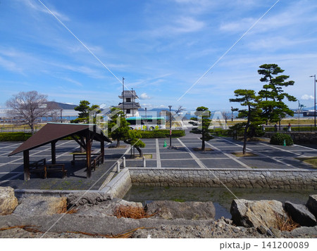 玉藻公園（高松城跡）の北側の水手御門、月見櫓周辺の景色_香川県高松市 141200089
