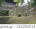 松江城  水の手門側から見た本丸の石垣（島根県松江市） 141203514