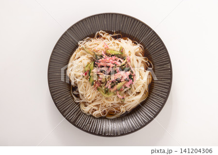 そうめん(梅くらげ 鶏ササミ きゅうり) そうめん(梅くらげ 鶏ササミ きゅうり) 141204306