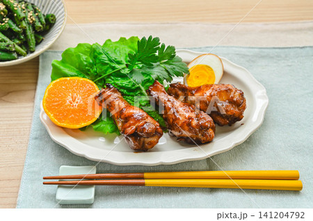 ジューシーな鶏手羽元の照り焼き ジューシーな鶏手羽元の照り焼き 141204792