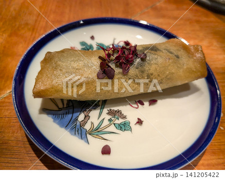 揚げ春巻きの前菜 揚げ春巻きの前菜 141205422