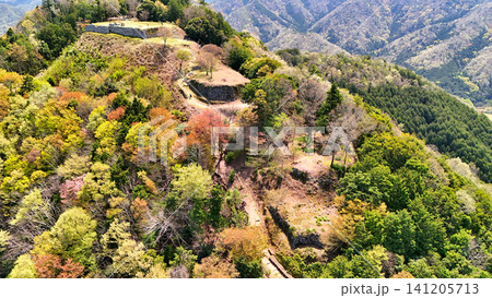 但馬国 豊岡市出石 有子山城 空撮 但馬国 豊岡市出石 有子山城 空撮 141205713