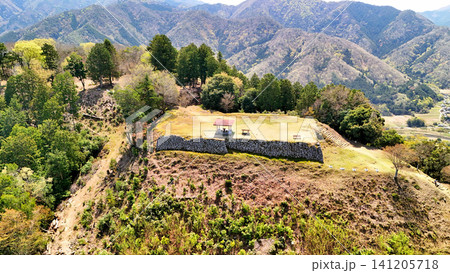 但馬国 豊岡市出石 有子山城 空撮 但馬国 豊岡市出石 有子山城 空撮 141205718