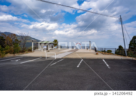 叶岳ふれあいの森 ボードウォークの風景(肝付町) 叶岳ふれあいの森 ボードウォークの風景(肝付町) 141206492