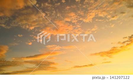 美しい夕焼け空 美しい夕焼け空 141207122