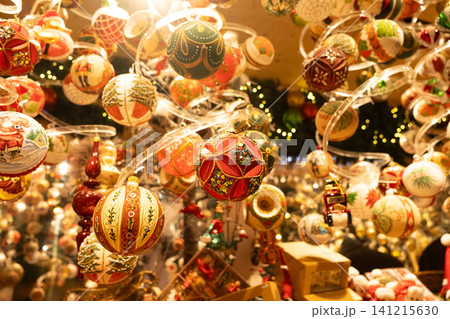Beautiful Christmas baubles with traditional ornaments, cozy and warm Christmas card 141215630