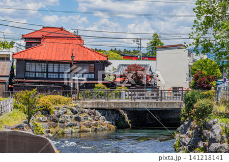 富士宮市の街並みと神田川の風景(静岡県) 富士宮市の街並みと神田川の風景(静岡県) 141218141