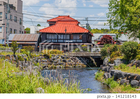 富士宮市の街並みと神田川の風景(静岡県) 富士宮市の街並みと神田川の風景(静岡県) 141218143
