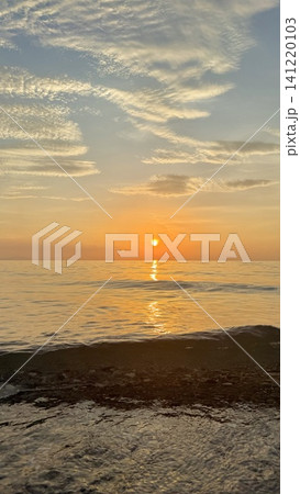 淡路島西海岸の夕空 2026年7月13日 淡路島西海岸の夕空 2026年7月13日 141220103