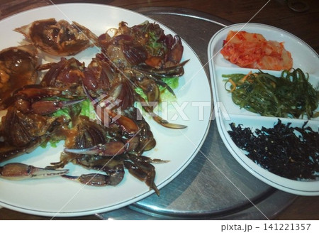 明洞で食べた韓国料理カンジャンケジャン 明洞で食べた韓国料理カンジャンケジャン 141221357