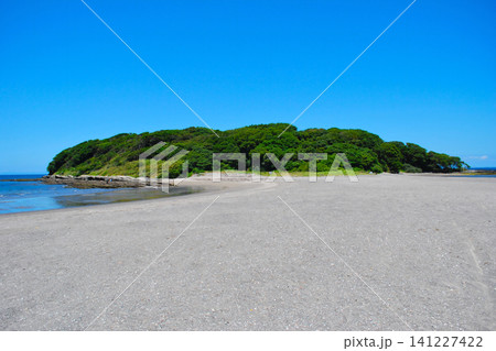 夏前の沖ノ島 夏前の沖ノ島 141227422