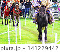 伝統行事の大イベント　流鏑馬 141229442