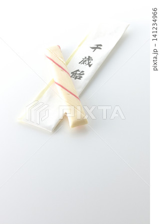 千歳飴を白背景で撮影 千歳飴を白背景で撮影 141234966
