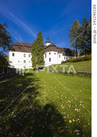 Svaty Anton manor house standing on a sunny day Svaty Anton manor house standing on a sunny day 141240189